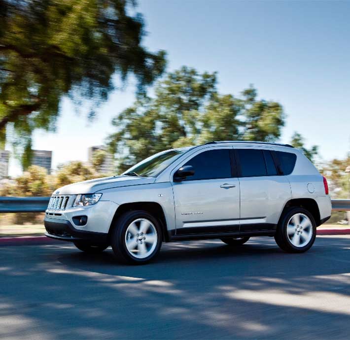 suv jeep location. trouver une location de 4x4. Louer un véhicule en Drôme Ardèche.