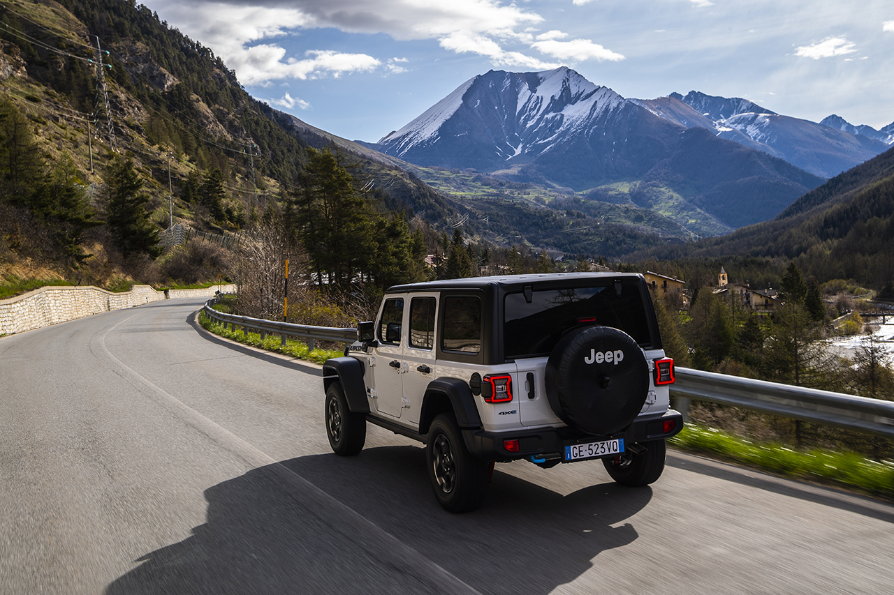 Confort,Modulable,Personnalisation,Pratique,Fonctionelle,Voiture,sécurité,boite automatique,économique,connectée,performante,polyvalente,spacieuse,élégante,jeep,SUV,systeme,liberté