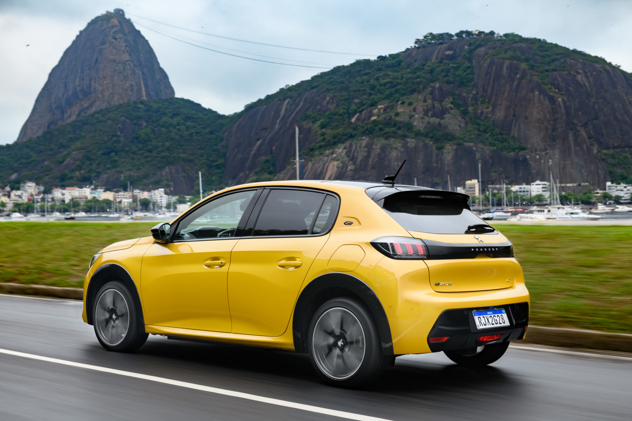 peugeot208gtbresil 1