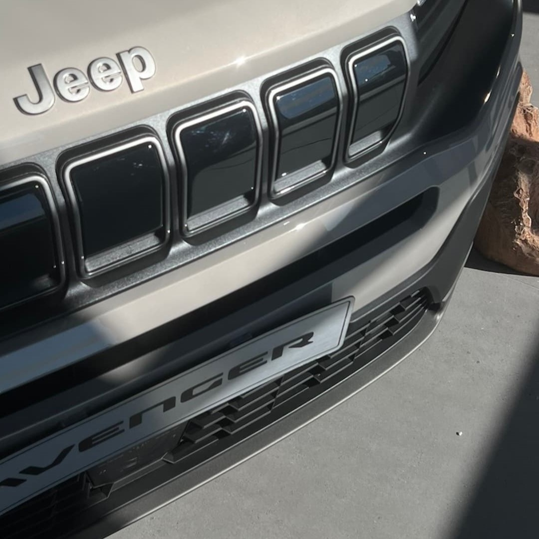 jeep avenger suv citadine haut de gamme 4x4 valence drome 26000