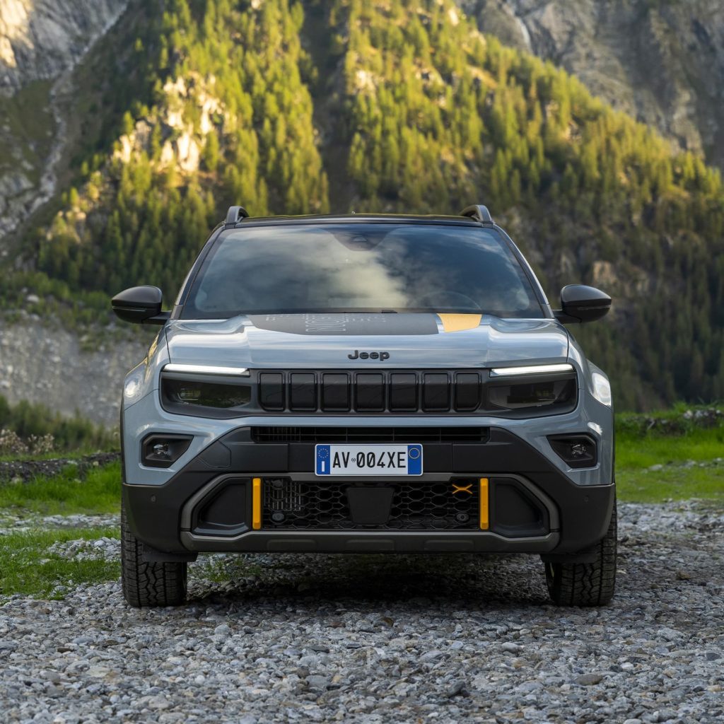 jeep avenger thenorthface 2025 suv 4x4 gris montagne valence.jpg